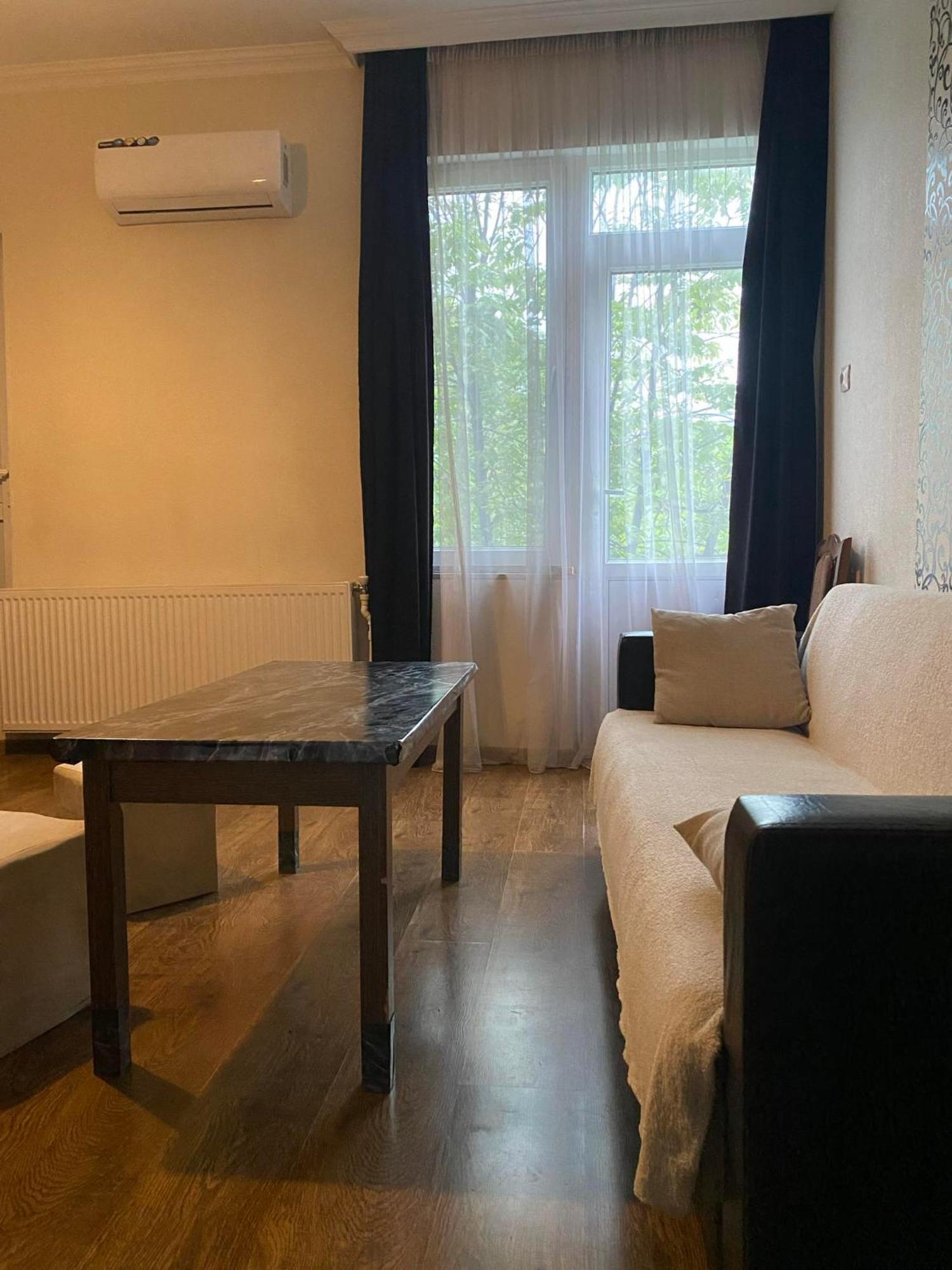 Guest House Telavi XXI Zewnętrze zdjęcie
